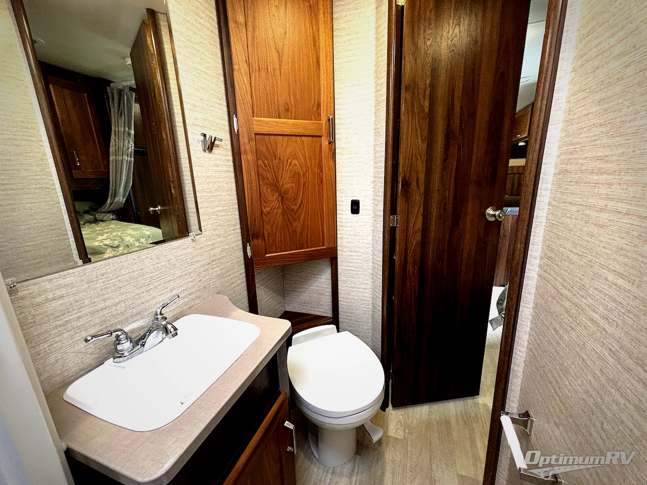 2025 Winnebago Minnie Winnie 25B Photo 11