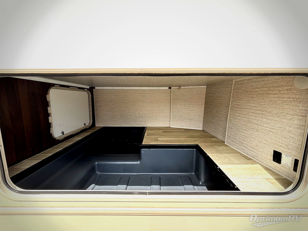 2025 Winnebago Minnie Winnie 25B Photo 17