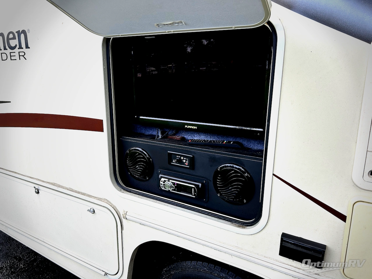 2015 Coachmen Freelander 29KS Ford 450 Photo 3