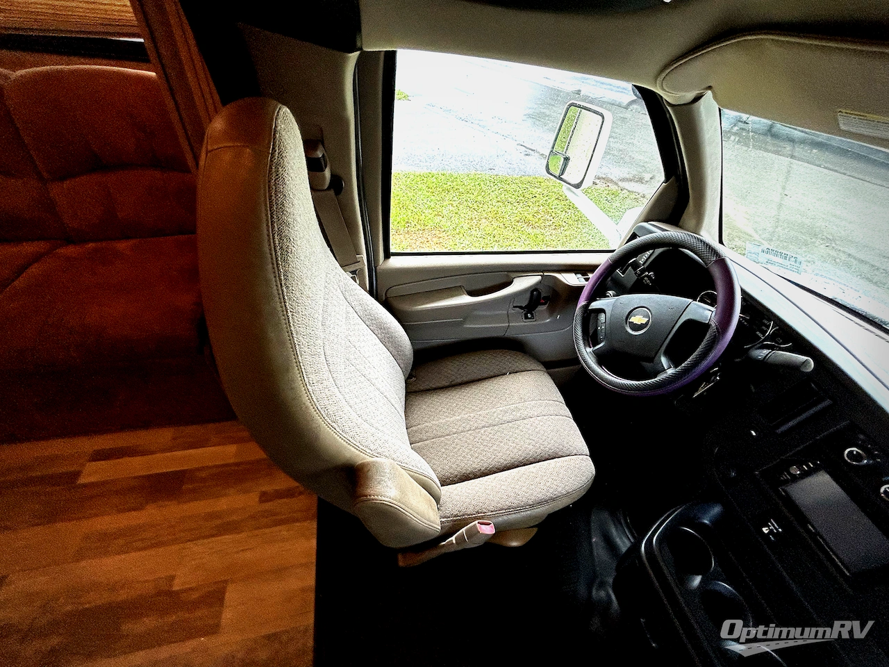 2015 Coachmen Freelander 29KS Ford 450 Photo 7