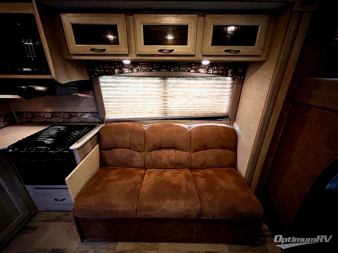 2015 Coachmen Freelander 29KS Ford 450 Photo 14