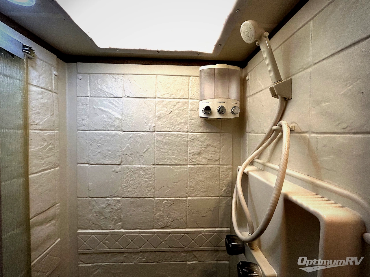 2015 Coachmen Freelander 29KS Ford 450 Photo 20