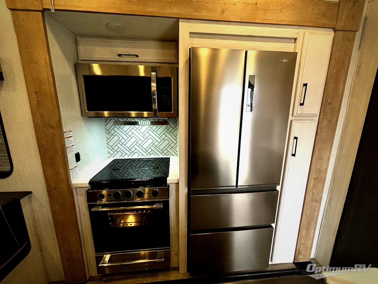 2023 Heartland Bighorn Traveler 37DB Photo 8