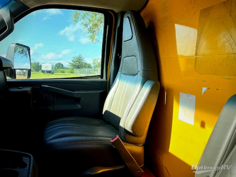 2017 GMC GMC Savana RV Photo 4