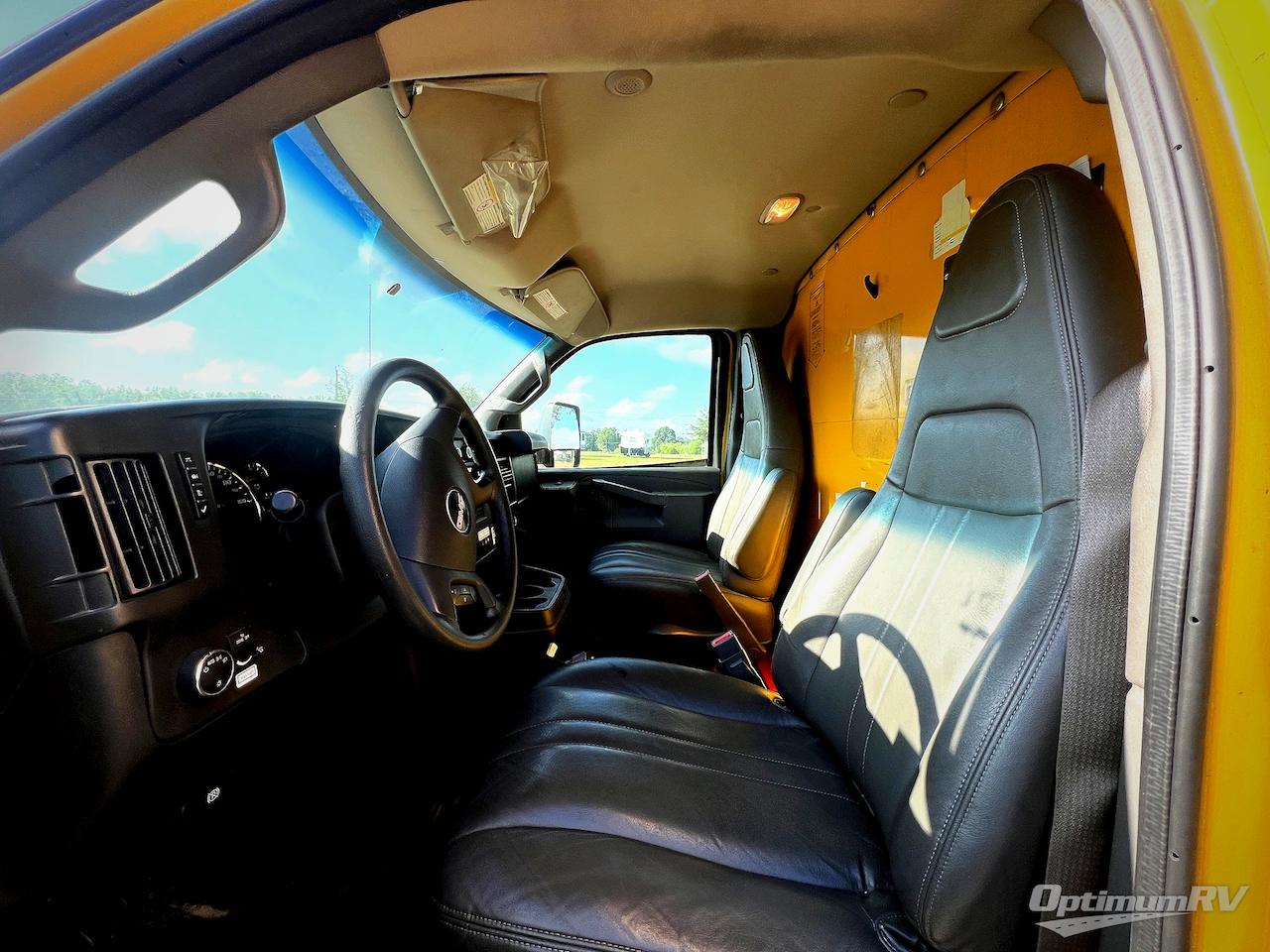 2017 GMC GMC Savana Photo 7