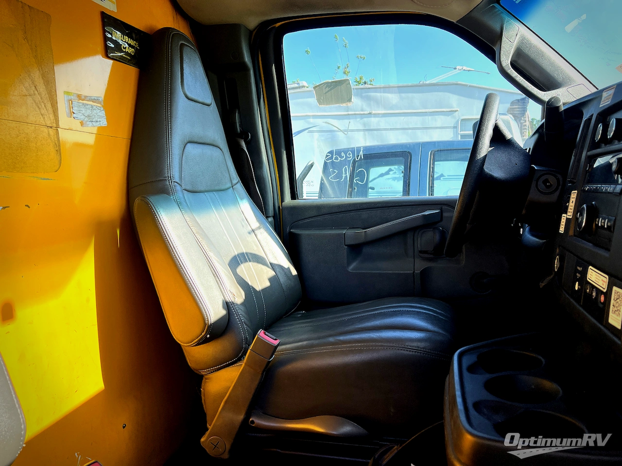 2017 GMC GMC Savana Photo 11