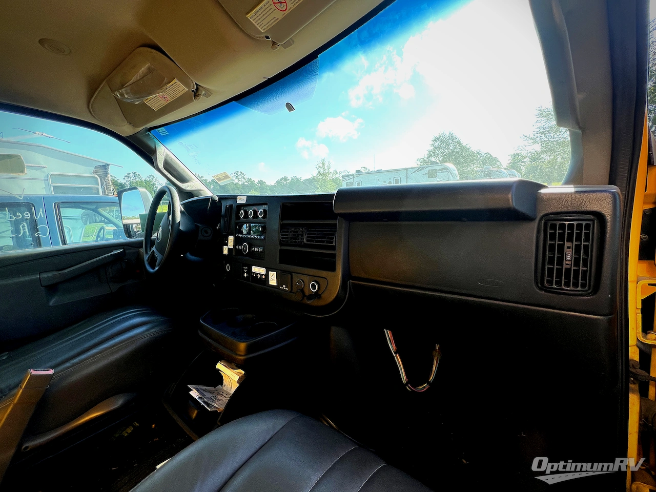 2017 GMC GMC Savana Photo 12
