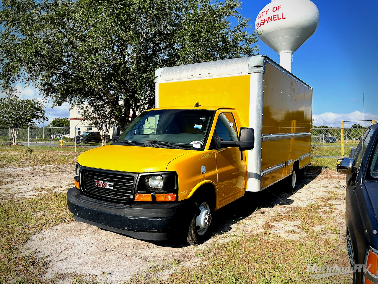 2017 GMC GMC Savana Photo 18
