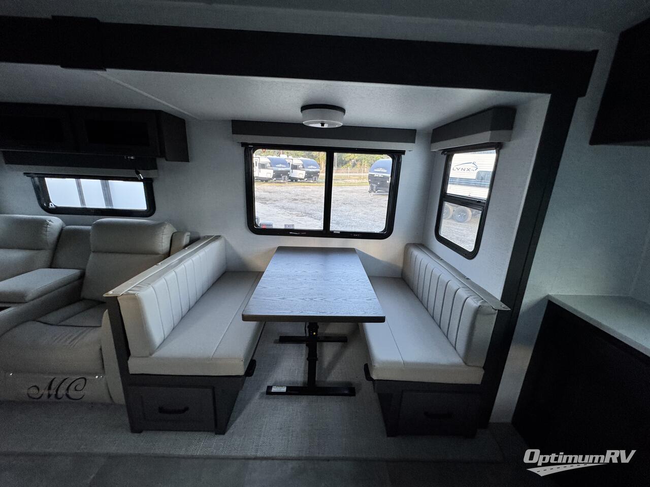 2025 Forest River Flagstaff Super Lite 26FKBS Photo 6