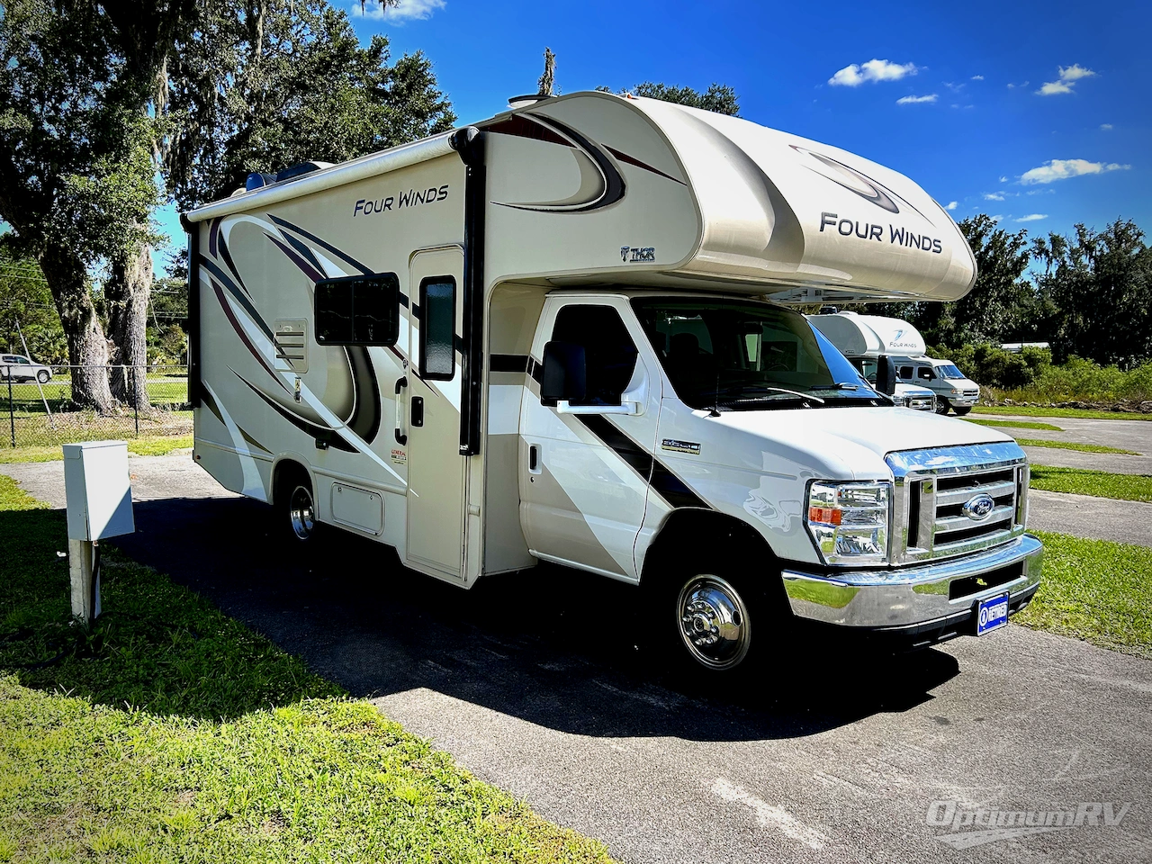 2019 Thor Four Winds 22B Photo 1