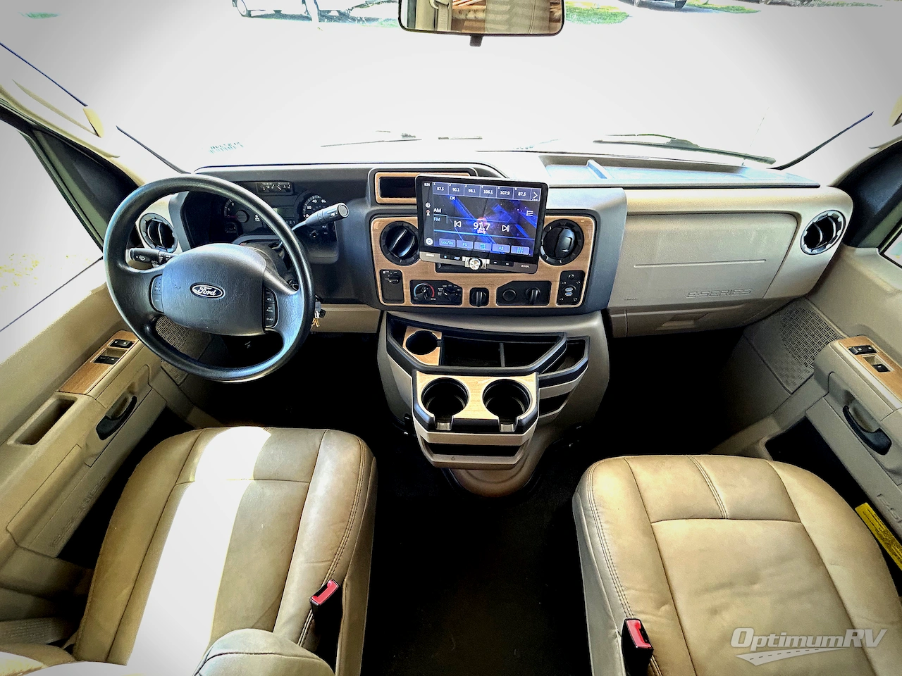 2019 Thor Four Winds 22B Photo 7