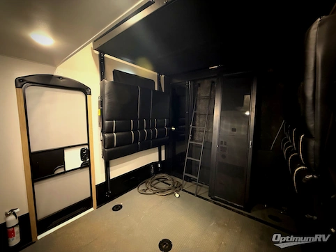 2022 Keystone Carbon 338 RV Photo 3