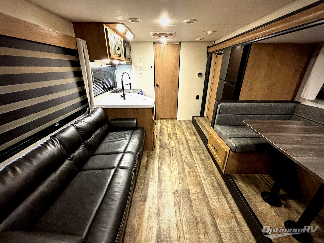 2023 Forest River Cherokee Grey Wolf 29BRB Photo 4