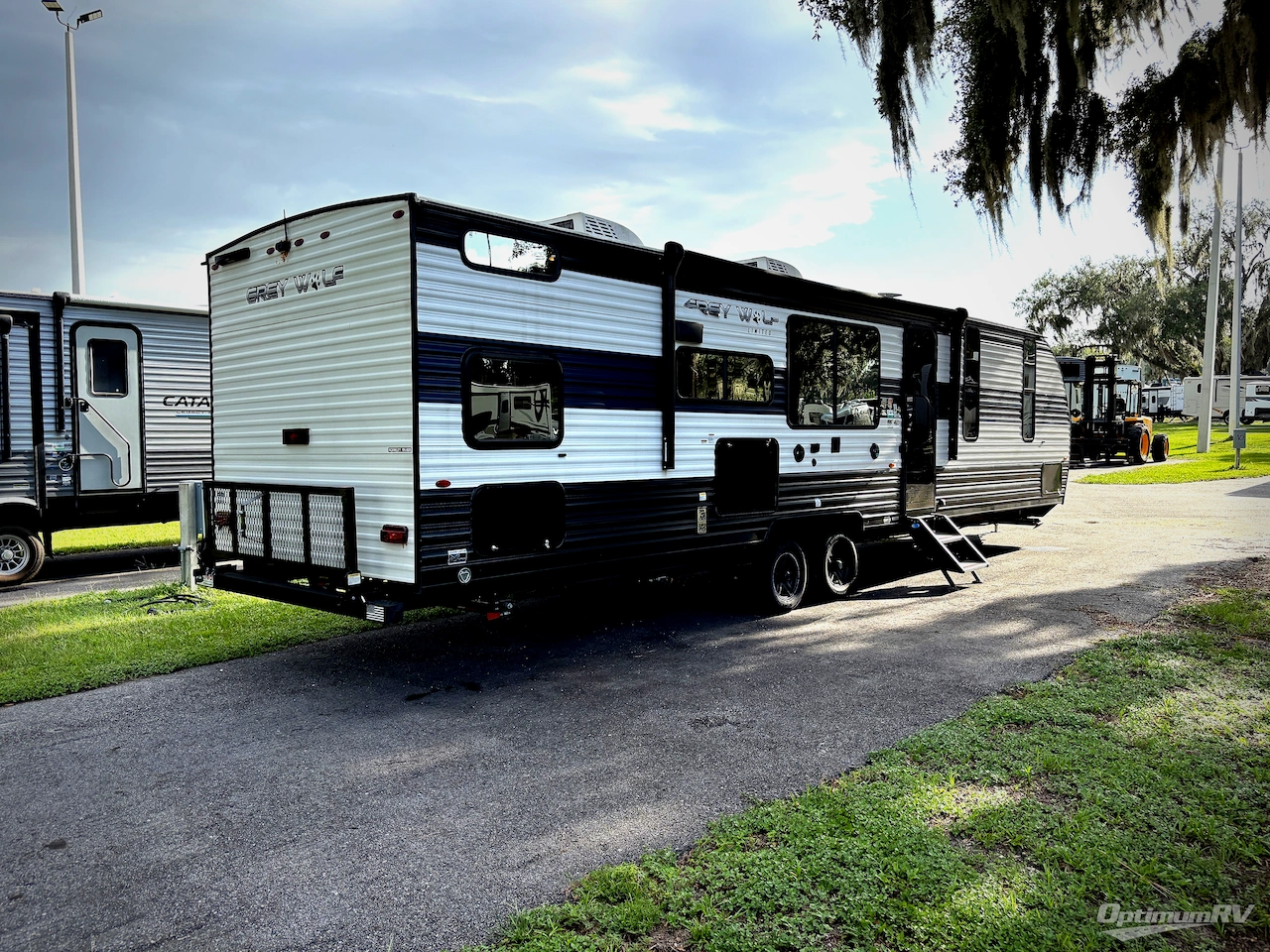 2023 Forest River Cherokee Grey Wolf 29BRB Photo 2