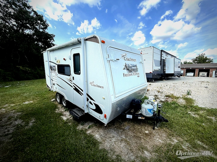2012 Coachmen Freedom Express LTZ 19SQX RV Photo 1