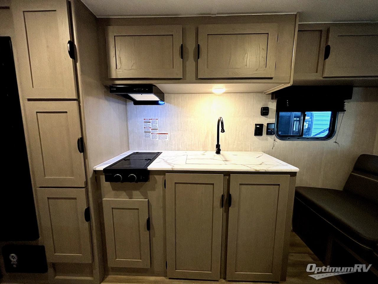 2025 Forest River Viking 5K Series 26BH Photo 7