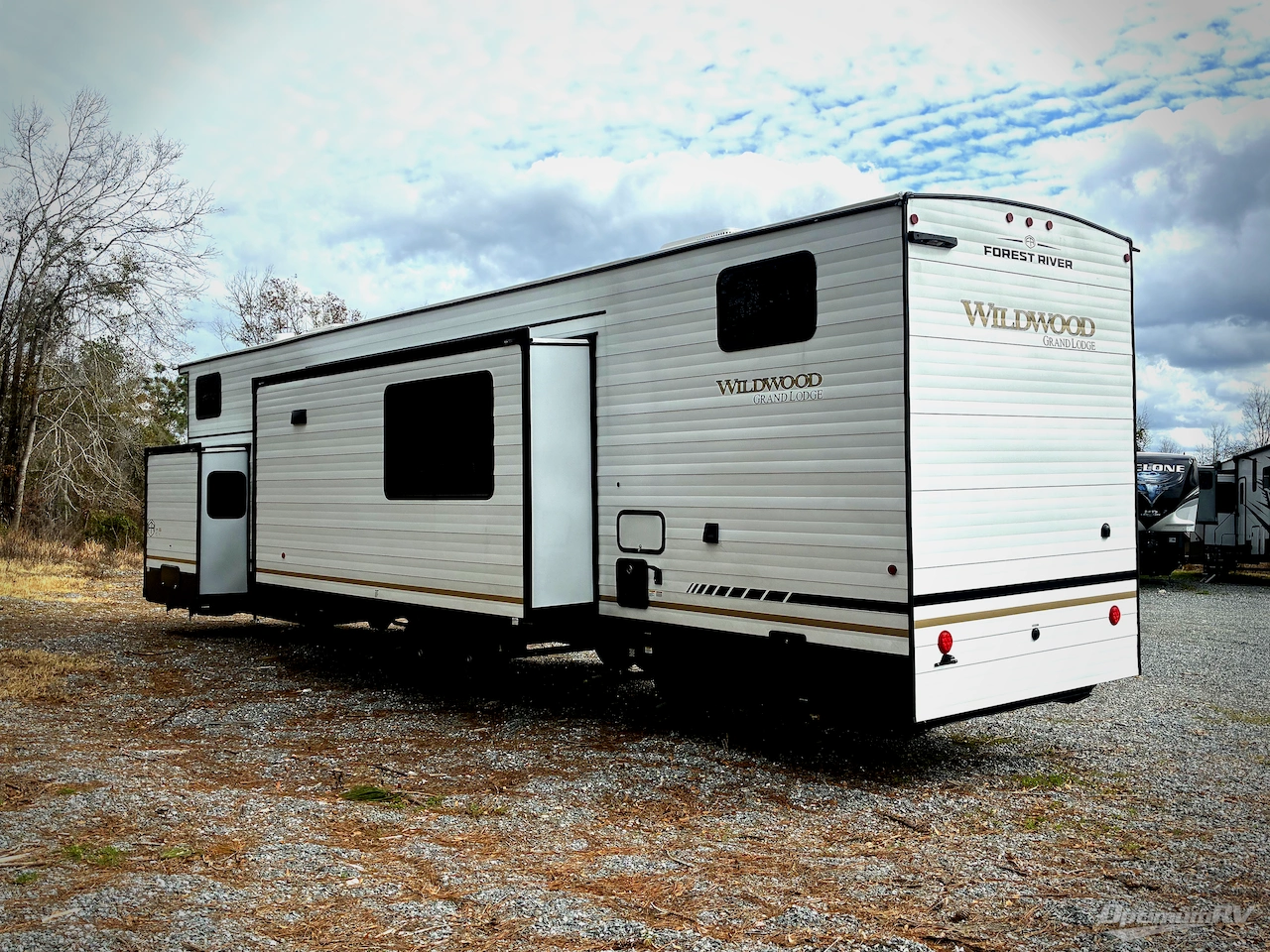 2026 Forest River Wildwood Grand Lodge 42ICE Photo 3