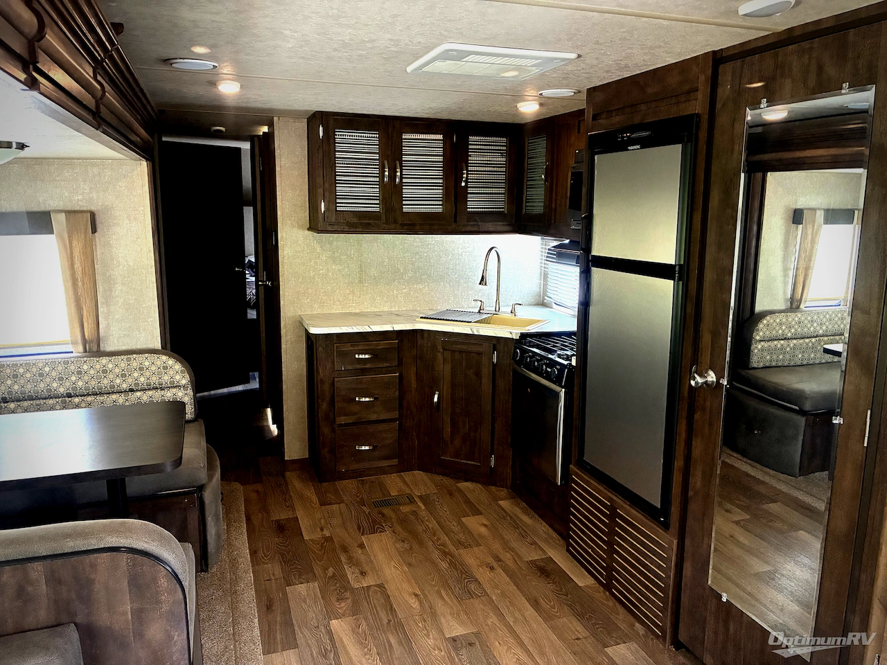 2018 Forest River Vibe 278RLS Photo 4