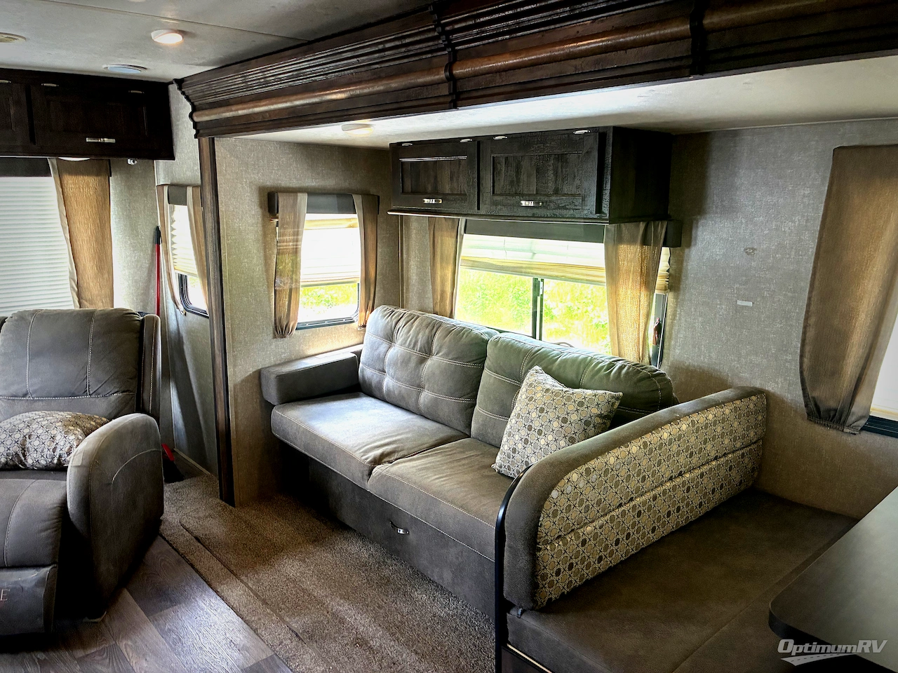 2018 Forest River Vibe 278RLS Photo 9