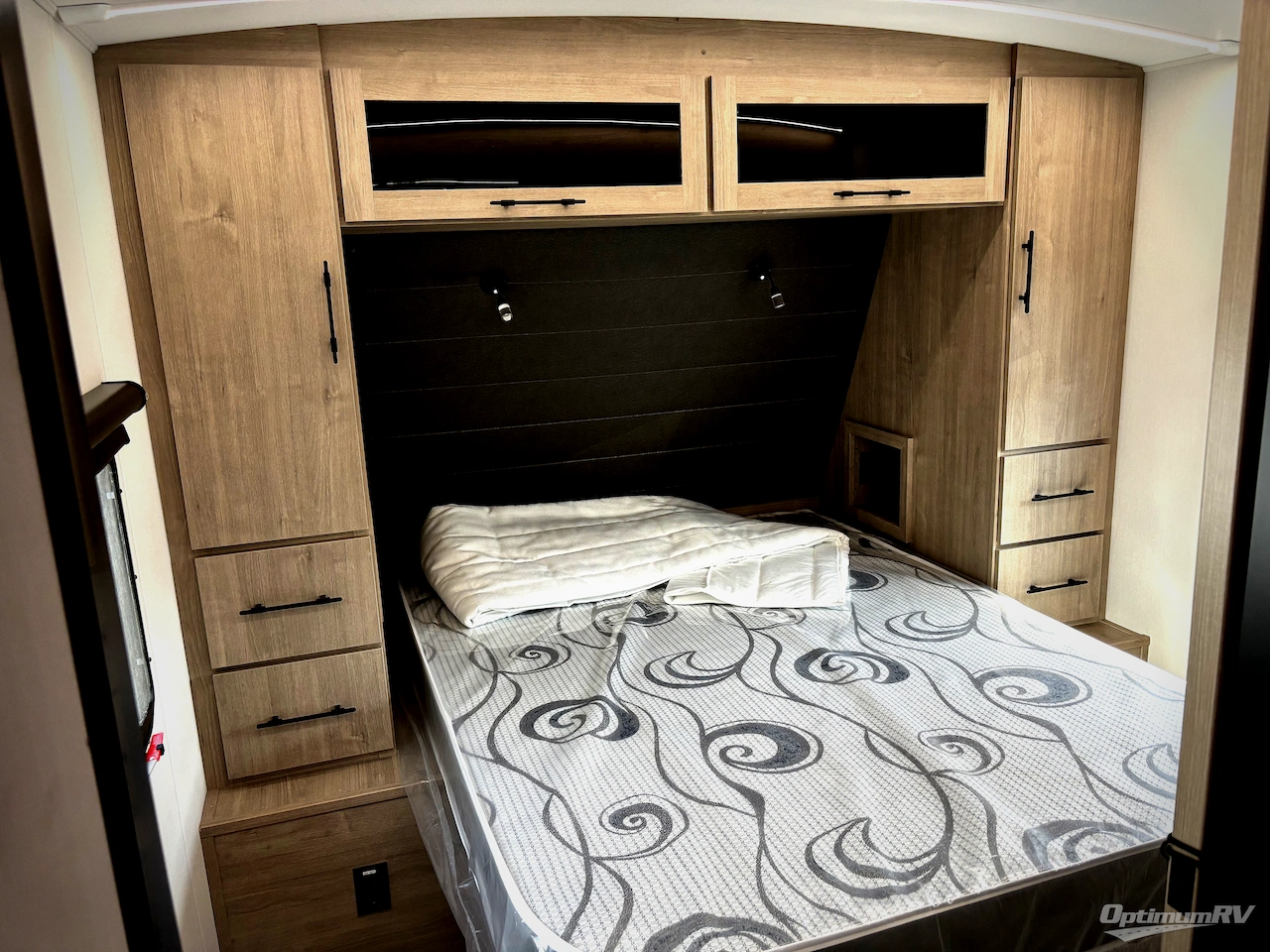 2026 Grand Design Imagine 2600RB Photo 10