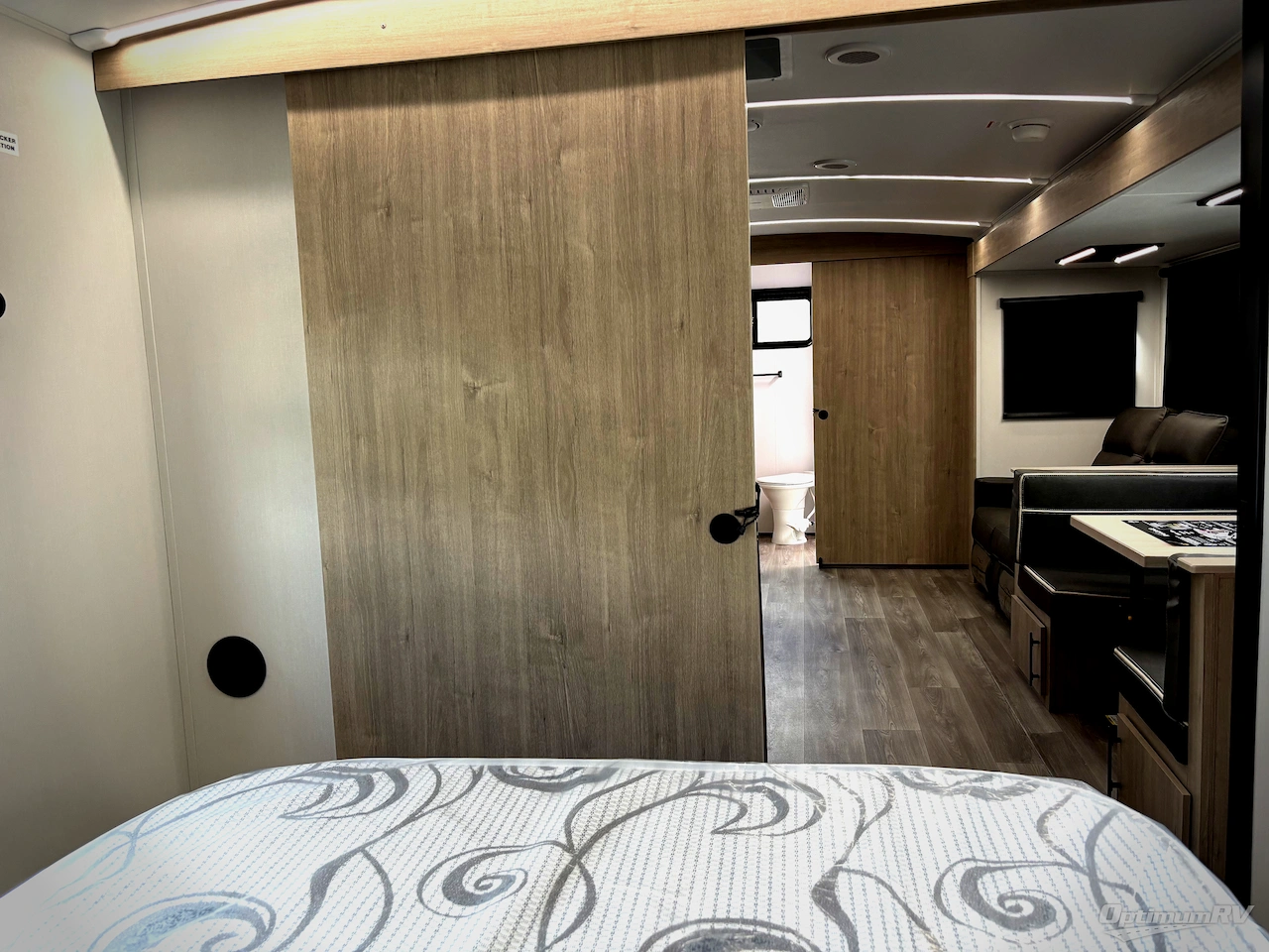 2026 Grand Design Imagine 2600RB Photo 11