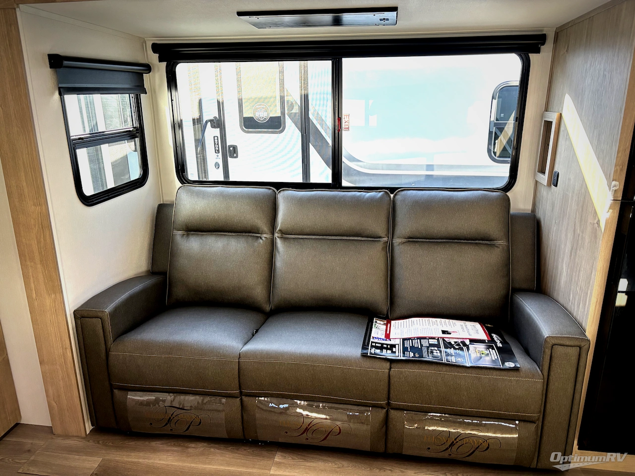 2026 Grand Design Imagine 2300MK Photo 6