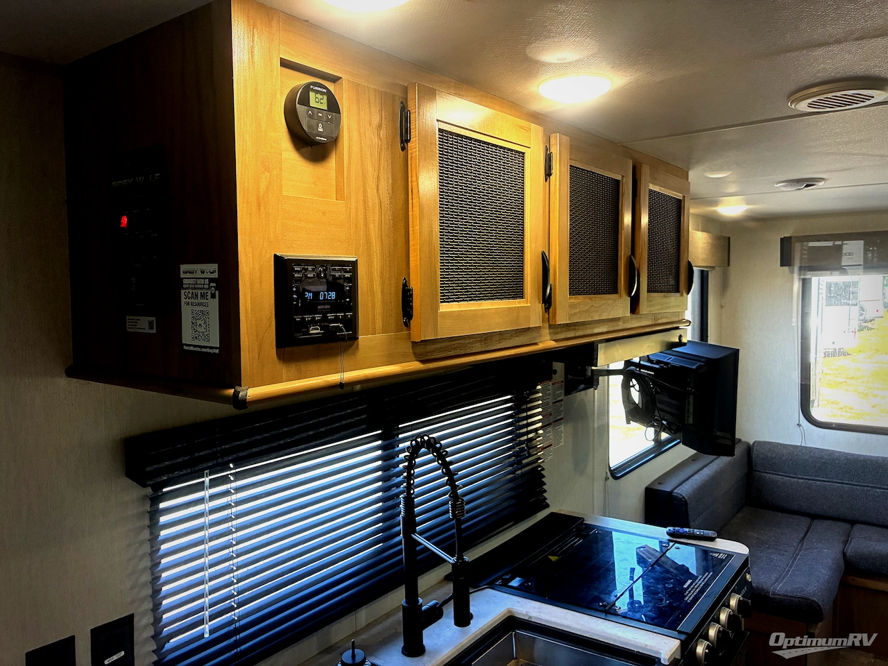 2024 Forest River Cherokee Grey Wolf 20RDSE Photo 9