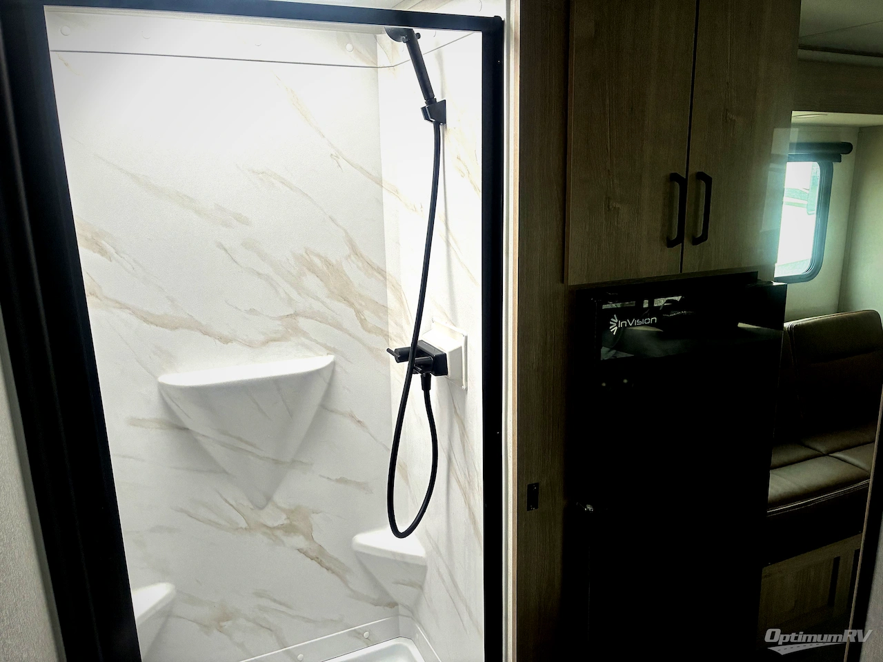 2026 Grand Design Imagine AIM 16MLA Photo 10