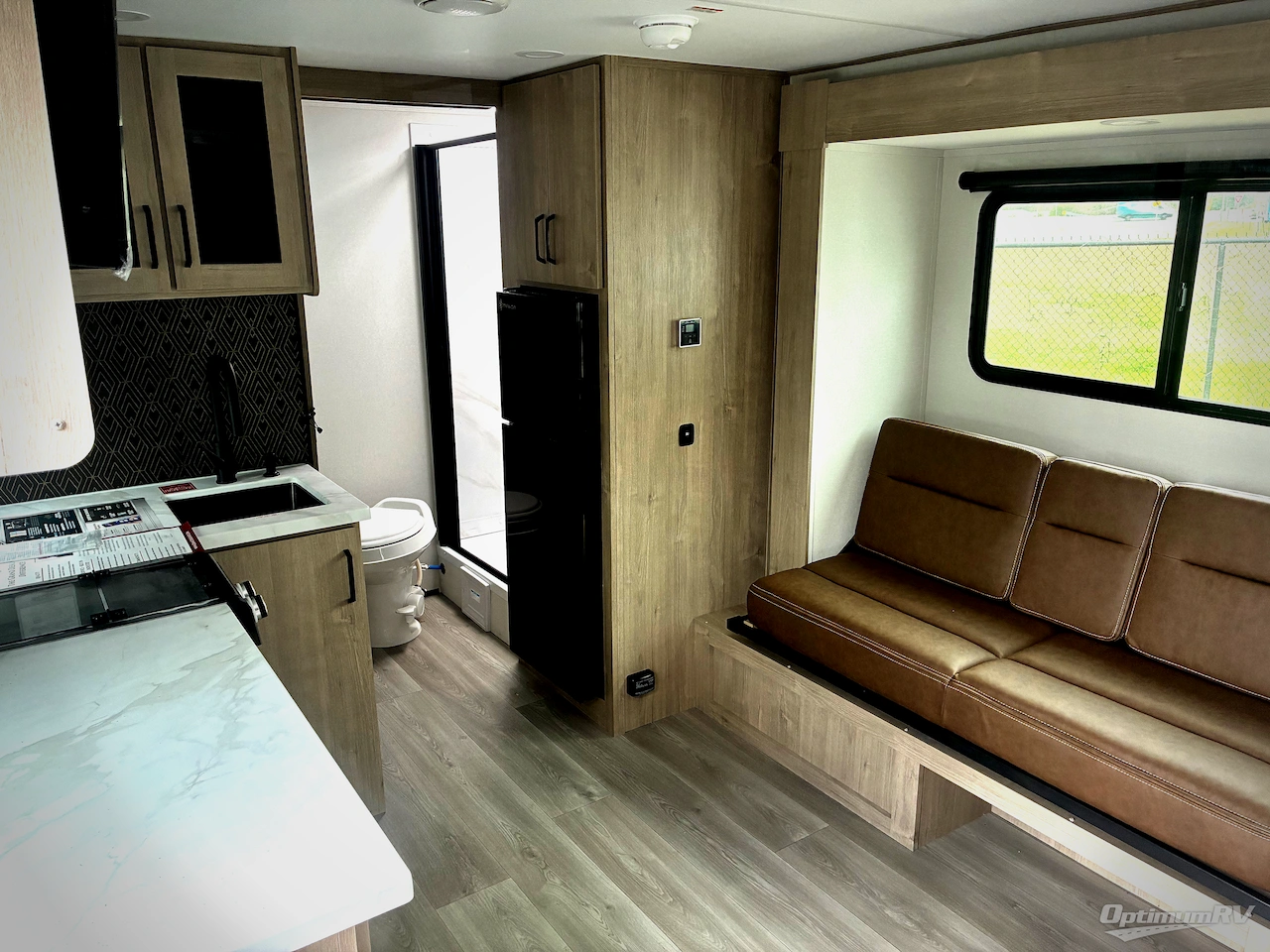 2026 Grand Design Imagine AIM 16MLA Photo 4