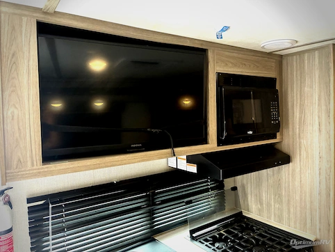 2022 Keystone Passport SL 268BH RV Photo 3