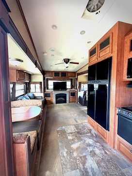 2013 Jayco Eagle Premier 321RLTS RV Photo 2