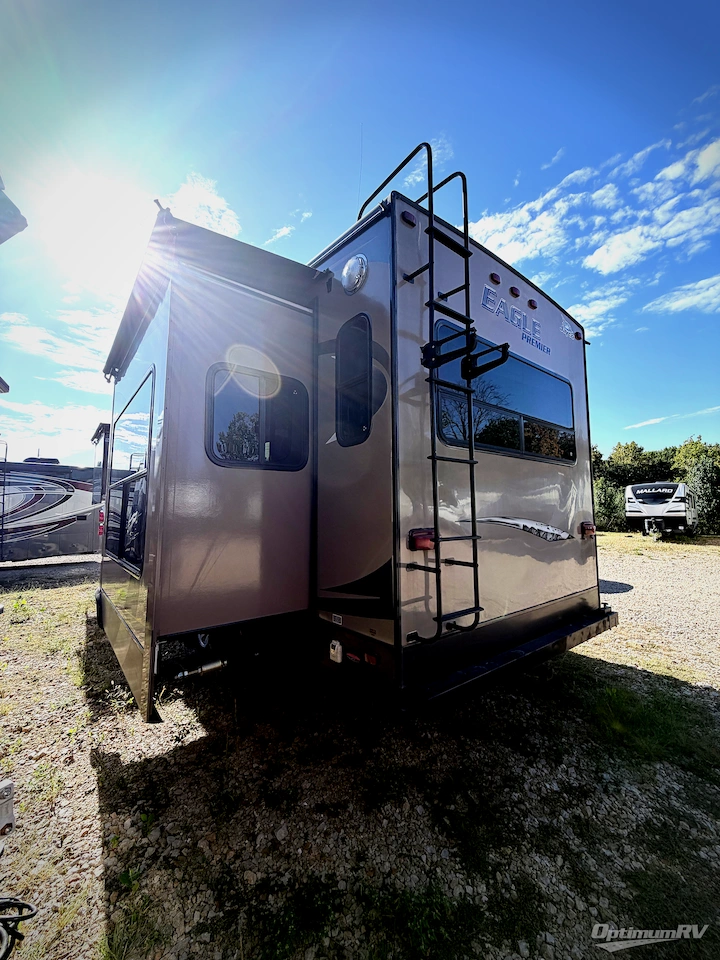 2013 Jayco Eagle Premier 321RLTS Photo 3