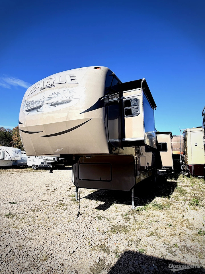 2013 Jayco Eagle Premier 321RLTS Photo 12