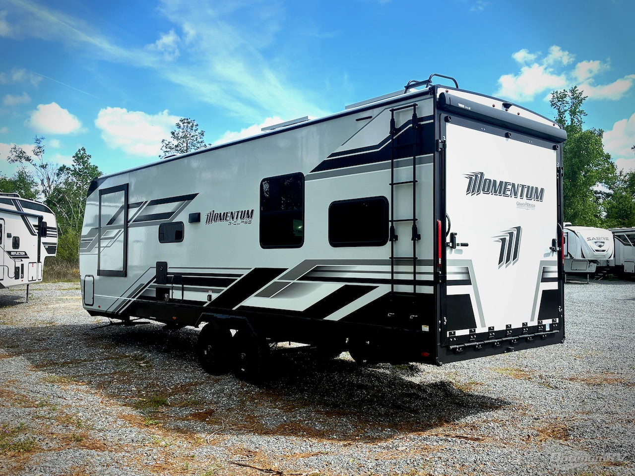 2026 Grand Design Momentum G-Class 29GS Photo 3