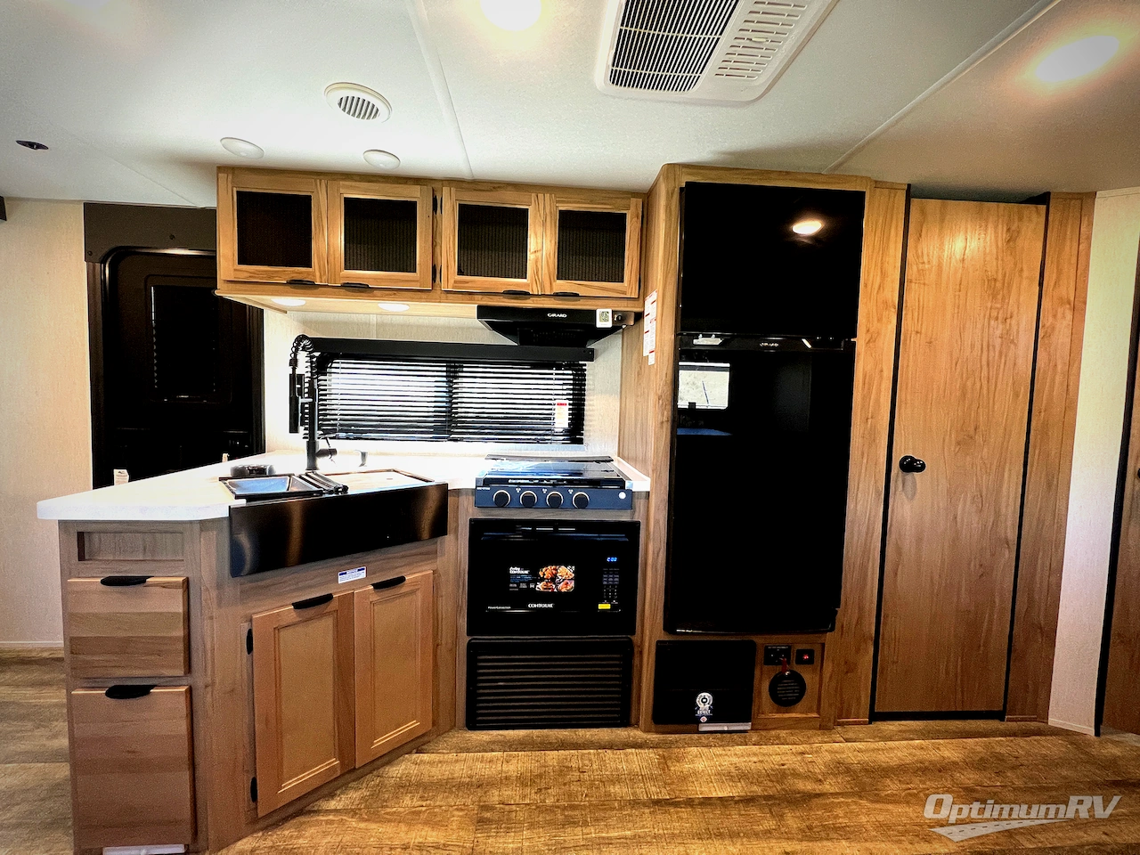 2024 Forest River Cherokee Grey Wolf 26DBH Photo 10