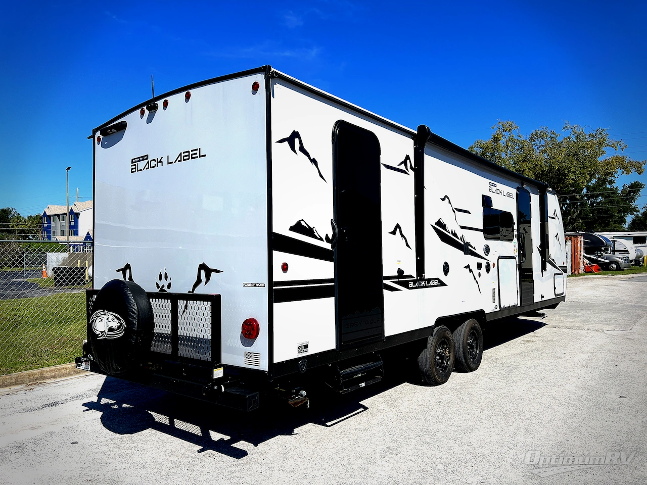 2024 Forest River Cherokee Grey Wolf 26DBH Photo 3