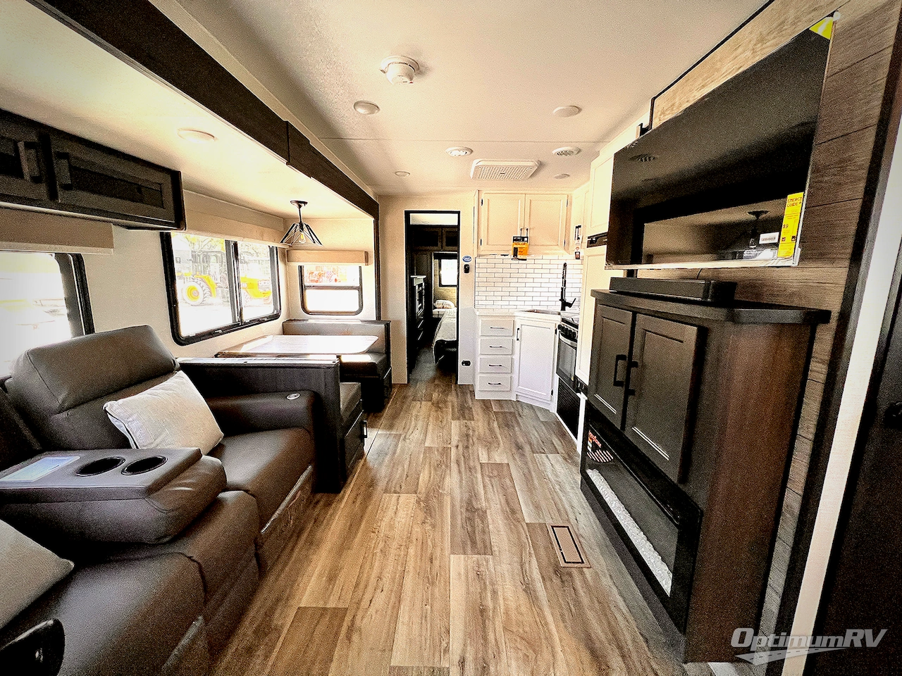 2025 Venture SportTrek Touring Edition STT292VRB Photo 5