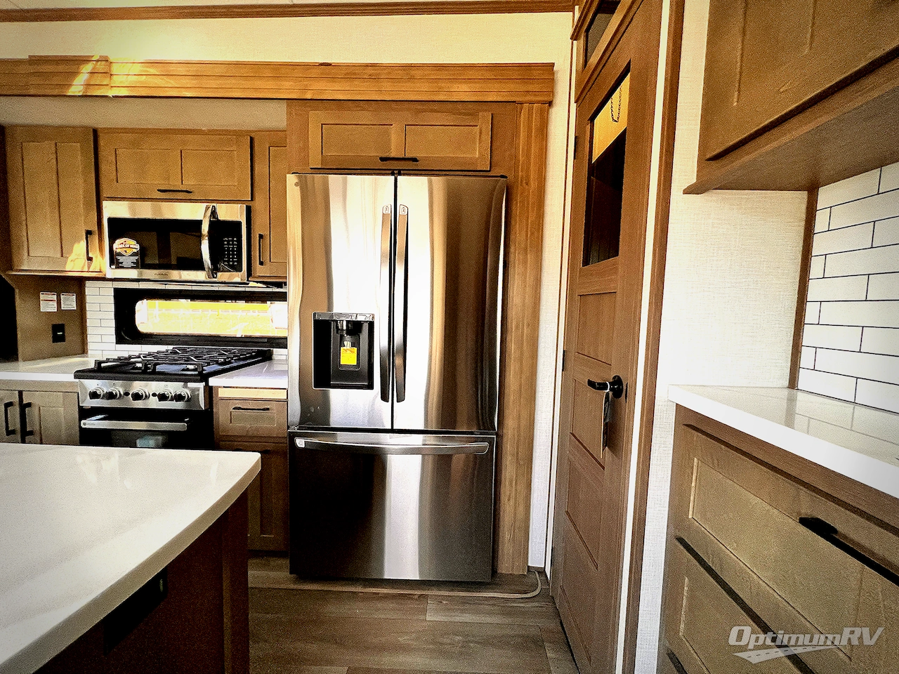 2025 KZ Durango Gold G366FBQ Photo 15