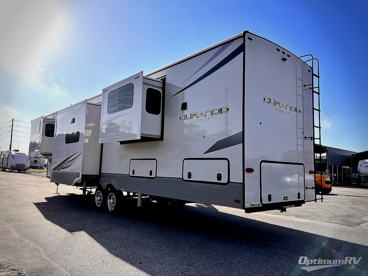 2025 KZ Durango Gold G388FLS Photo 3