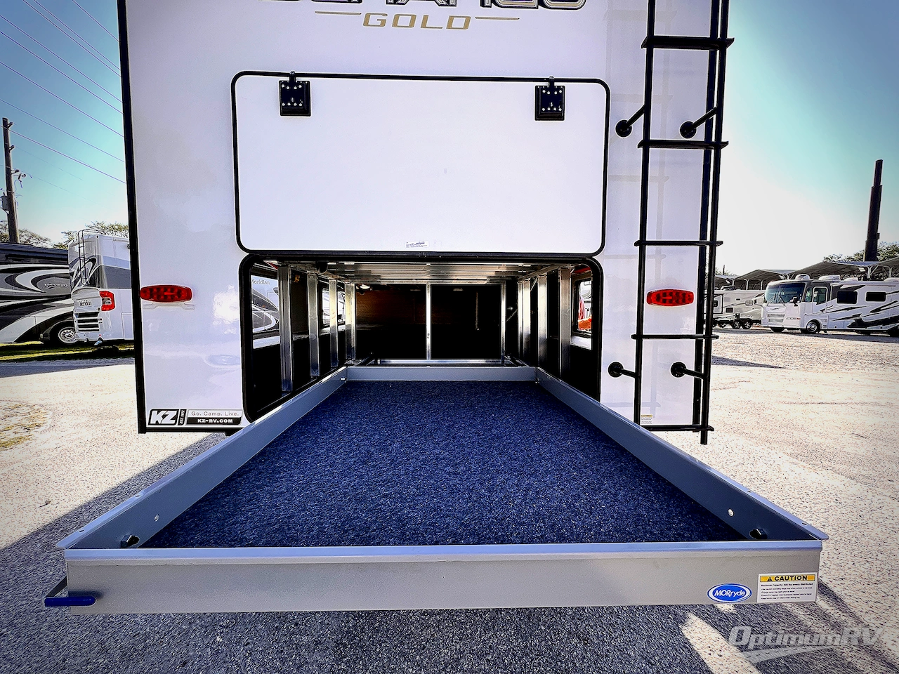2025 KZ Durango Gold G388FLS Photo 26