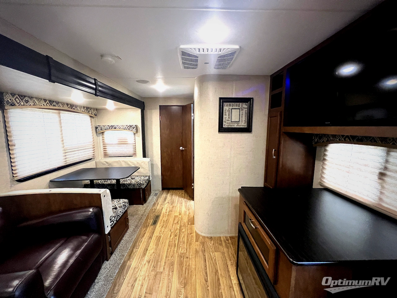 2018 Venture SportTrek 251VRK Photo 5