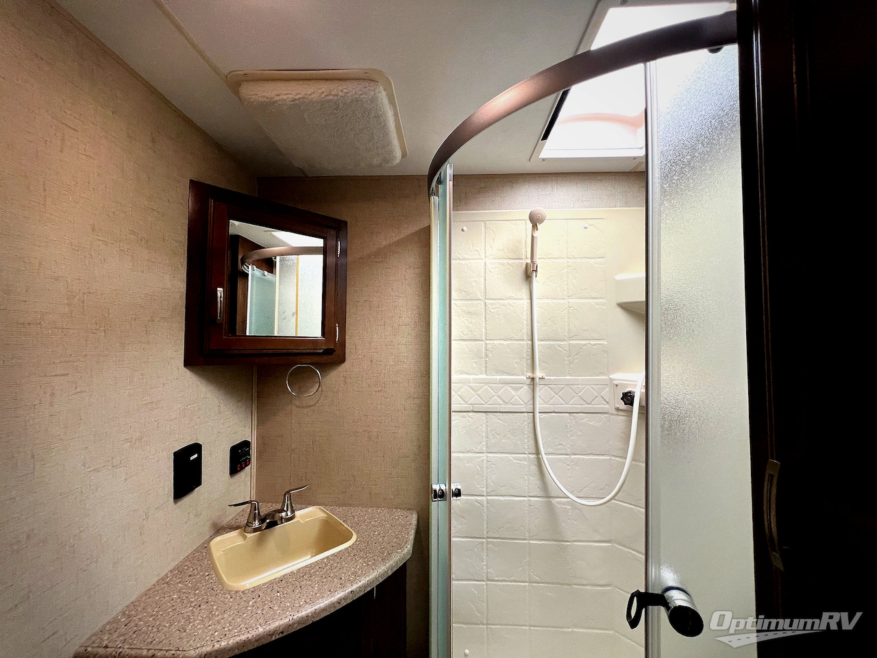 2018 Venture SportTrek 251VRK Photo 17