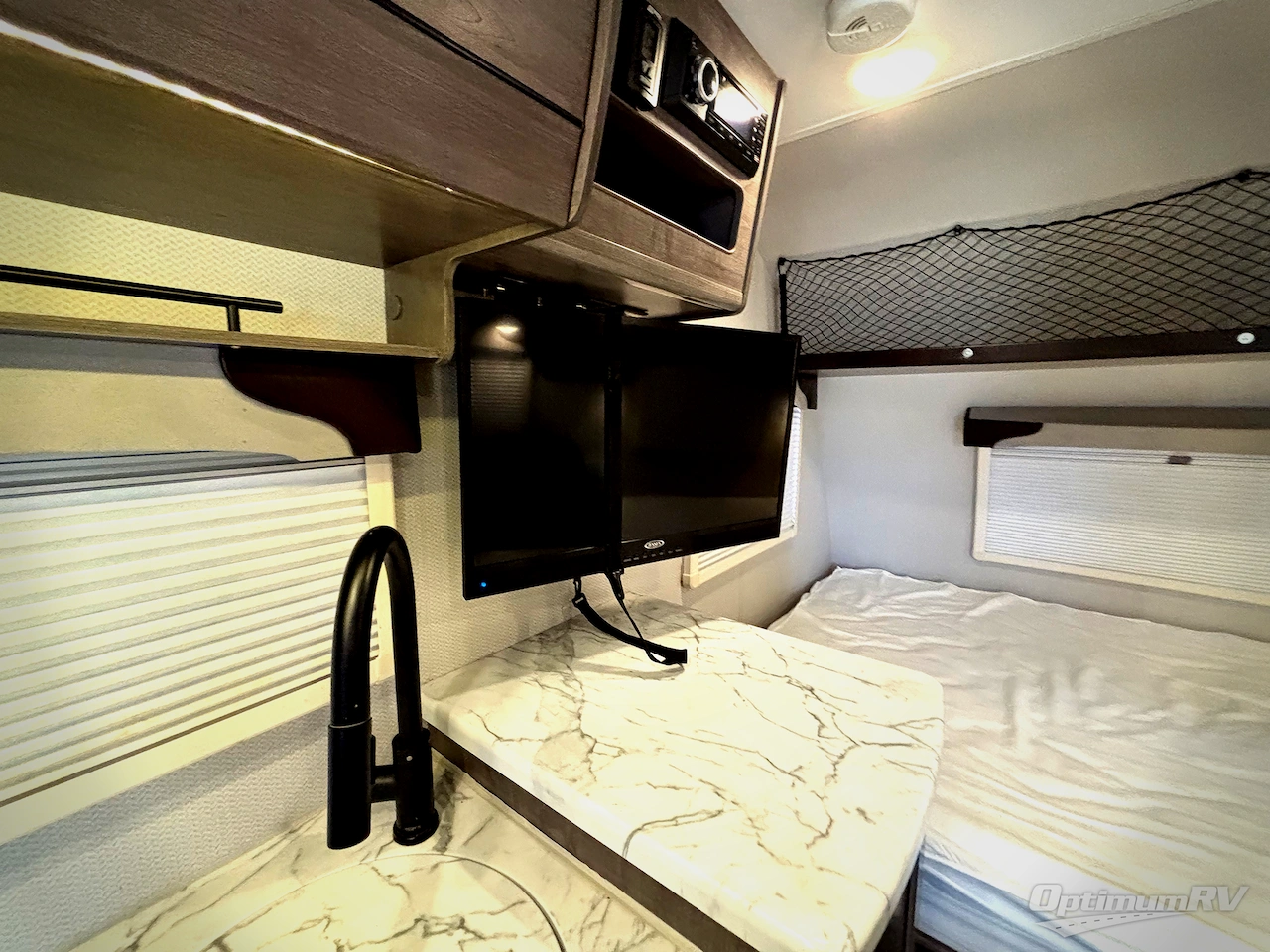 2021 Lance Lance 1475 Photo 9