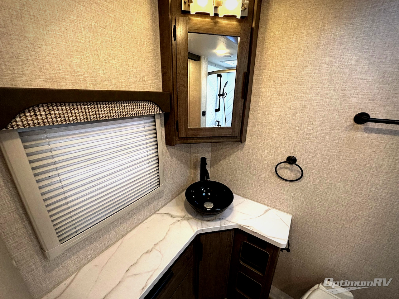 2026 Lance Lance Travel Trailers 2255 Photo 13