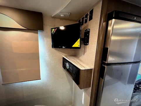 2025 Lance Squire SQ19 RV Photo 4