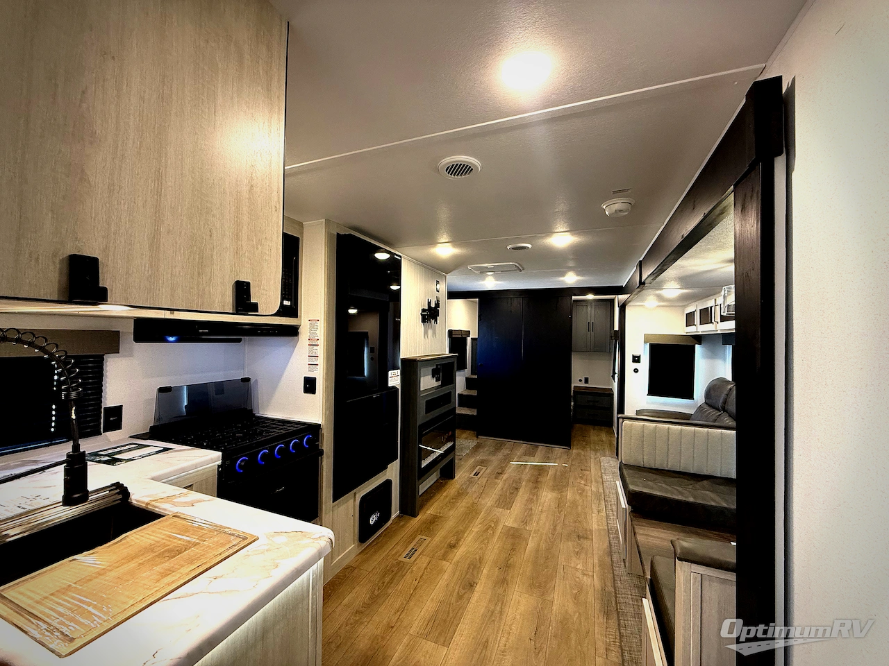 2026 Palomino Puma 337BH Photo 5