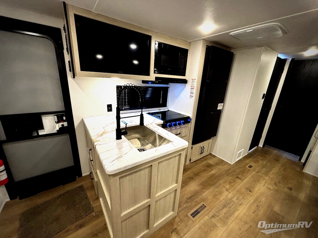 2026 Forest River Puma Camping Edition 305BHCE Photo 8