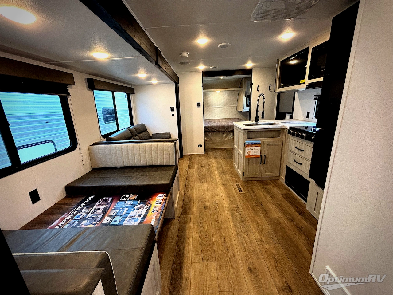 2026 Palomino Puma Camping Edition 305BHCE Photo 16