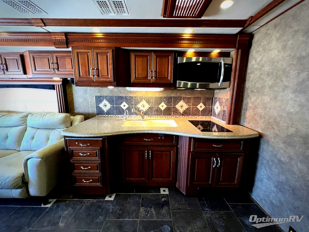 2013 American Coach American Eagle 45N Photo 8