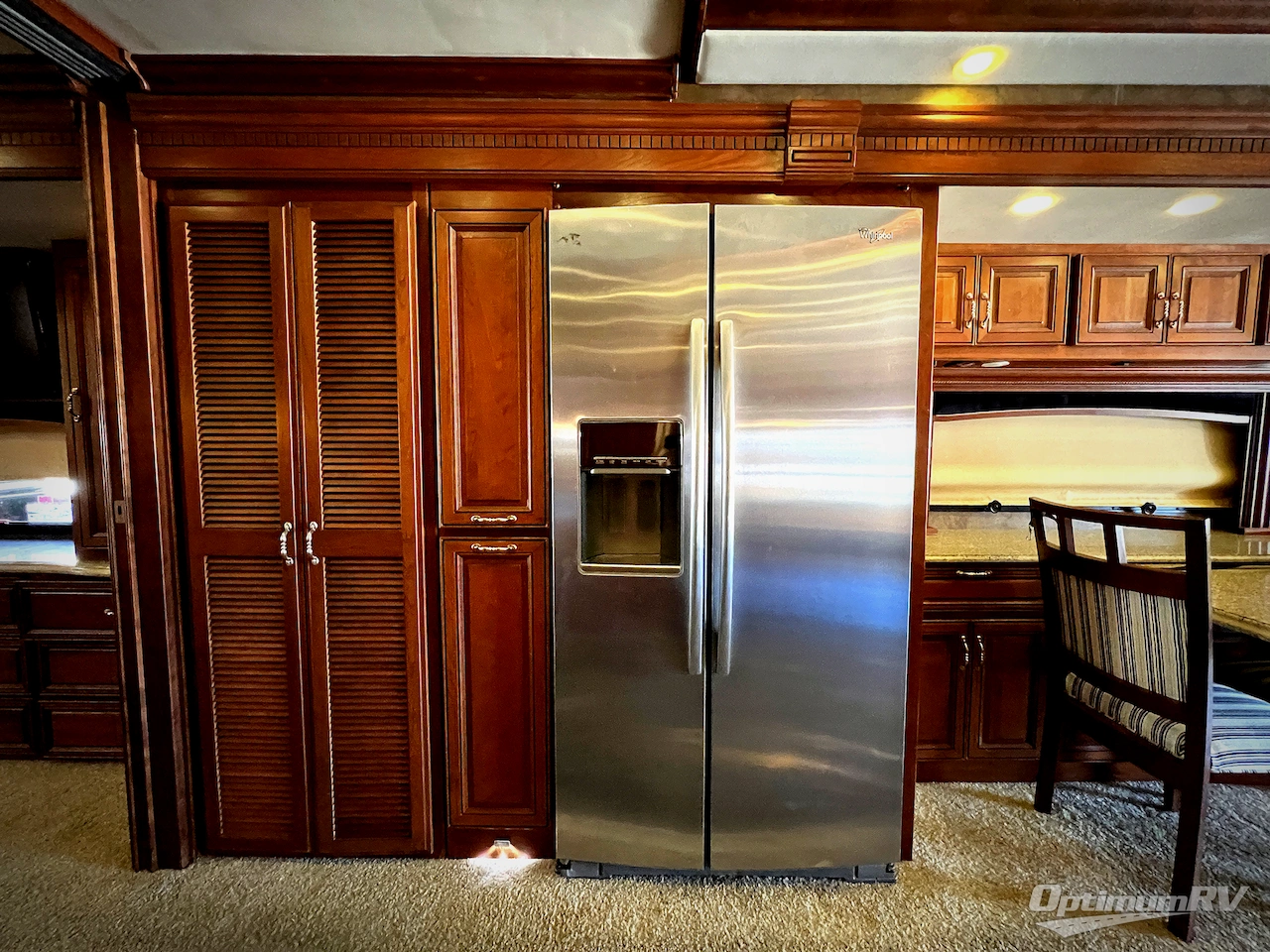 2013 American Coach American Eagle 45N Photo 12